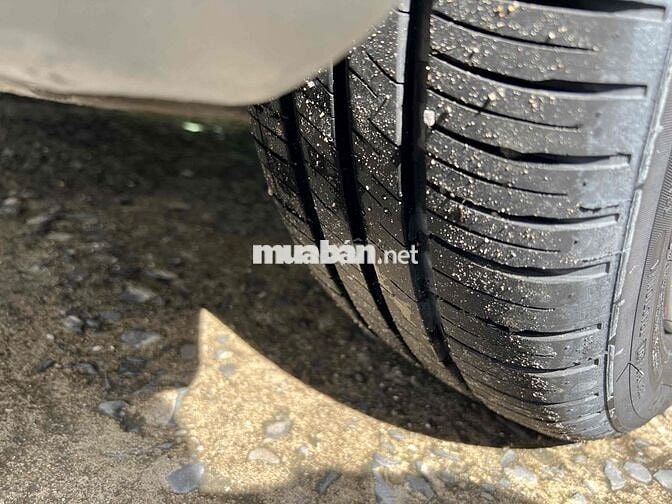 Mazda Premacy AT 7 chỗ