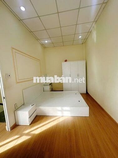 NHÀ NGANG LỚN GẦN 8M-Ở LIỀN-SÁT MT GẦN LÊ VĂN QUỚI NHỈNH 4 TỶ -SHR