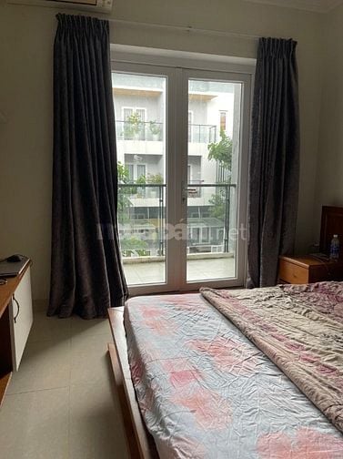 Cho thuê nguyên căn 72N2 Mega Village 13tr bao phí QL full nội thất