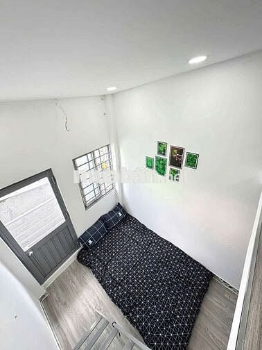 Bán nhà Quan 6 Nhinh 1 T HẬU GIANG Q6 -  Nhà Đúc 3 Tầng + Lửng: 3 PN,