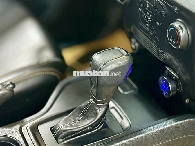 Ford Ranger 2019 XLS 2.2L 4x2 AT - 4000 km