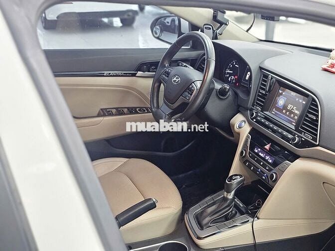 Hyundai Elantra 2.0 GLS 2018 Trắng