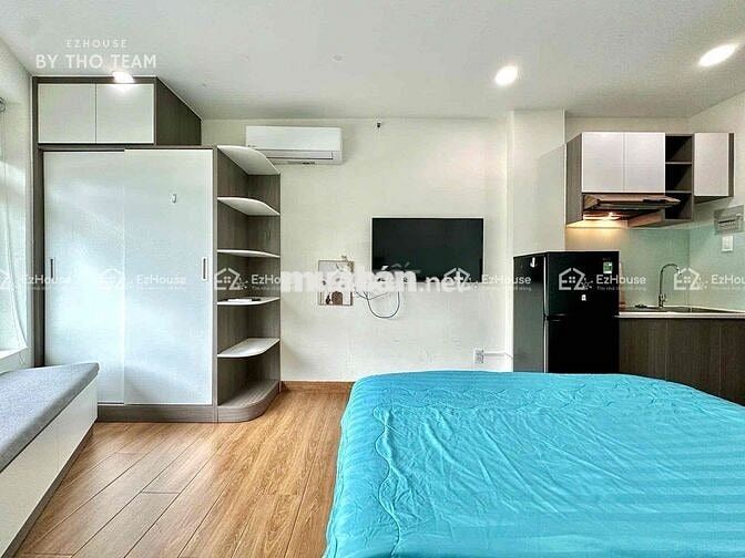 STUDIO CỬA SỔ LỚN SÁT SÂN BAY TIỆN DI CHUYỂN CÁC QUẬN TRUNG TÂM