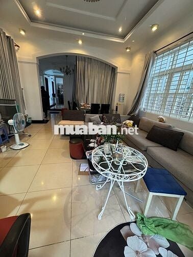 Bán Biệt Thự ngay Phan Đăng Lưu Q. Bình Thạnh 379m2 4 tầng. Giá 24.9t