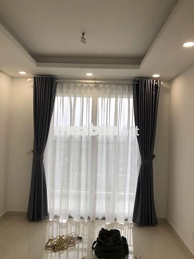 CHO THUE GẤP CĂN HỘ SAIGON MIA NHÀ TRỐNG 66M2 GIÁ 14 TR