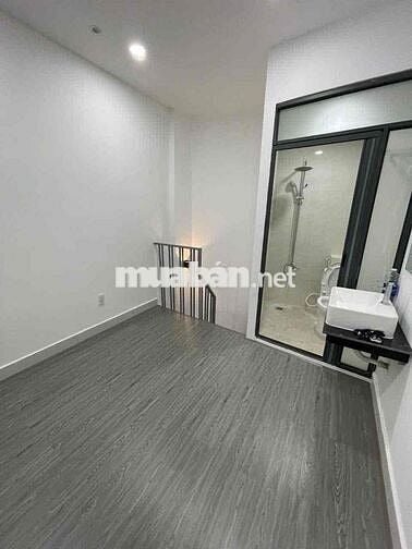 Nhà Đề Thám cách mặt tiền 1 căn tiện Bán online, app, ra trung tâm