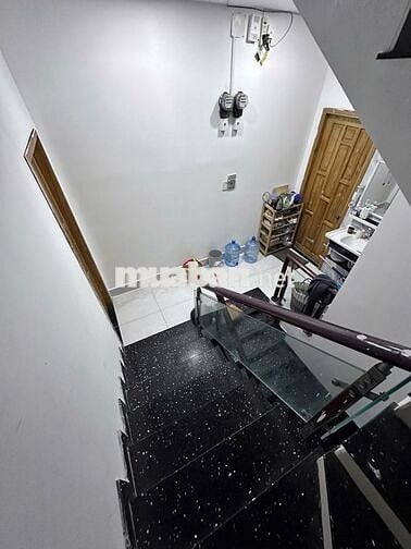 Nhà ở 2 tầng, 66m2/sàn, 4 PN+NVS, đang cho thuê, Đ. Hiệp Bình, Thủ Đức