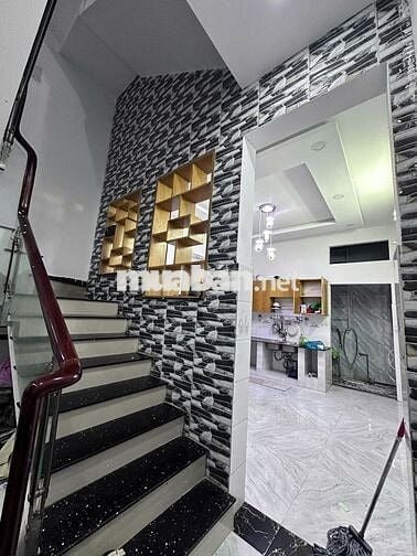 Nhà ở 2 tầng, 66m2/sàn, 4 PN+NVS, đang cho thuê, Đ. Hiệp Bình, Thủ Đức