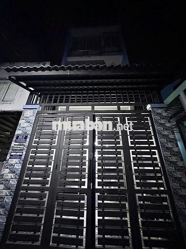 Nhà ở 2 tầng, 66m2/sàn, 4 PN+NVS, đang cho thuê, Đ. Hiệp Bình, Thủ Đức