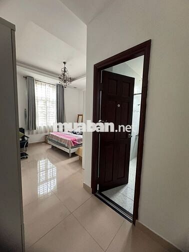 Bán Biệt Thự ngay Phan Đăng Lưu Q. Bình Thạnh 379m2 4 tầng. Giá 24.9t