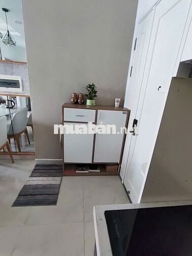 CHO THUE GẤP CĂN HỘ SAIGON MIA NHÀ TRỐNG 66M2 GIÁ 14 TR