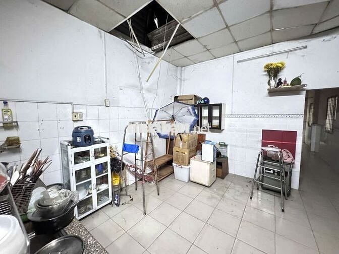 Nhà mặt tiền 78m2, 2 phòng ngủ, đường Nguyễn Xí, Bình Thạnh