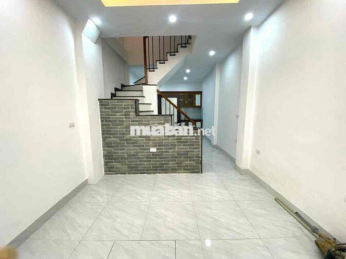 Hơn 3 tỷ có nhà mới 4 tầng Định Công Hạ-Oto 30m-Ko QH-37m;4ngủ