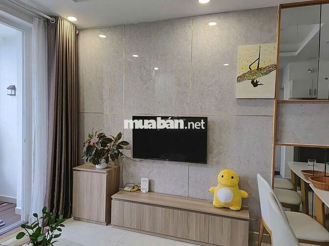 CHO THUE GẤP CĂN HỘ SAIGON MIA NHÀ TRỐNG 66M2 GIÁ 14 TR