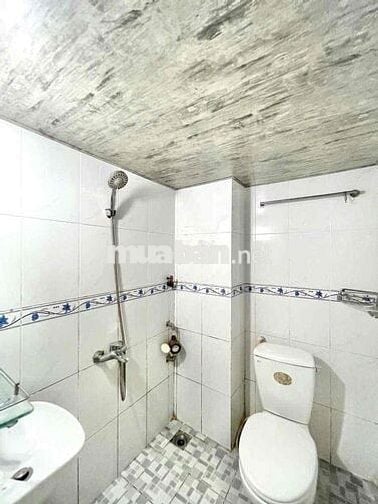 Phòng Gác Lửng An Ninh Ngay Sân Bay, CV Gia Định