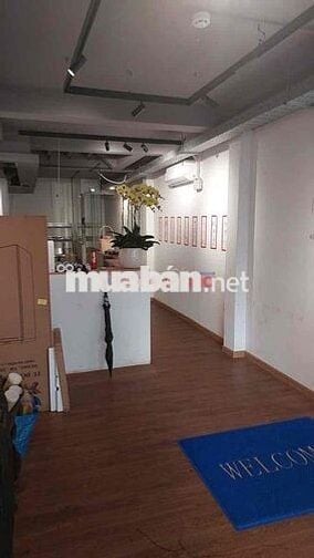 Mặt tiền Lê Thánh Tôn kinh doanh sầm uất giá rẻ nhất khu vực