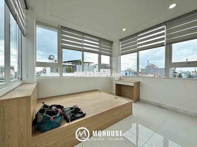 STUDIO CỬA SỔ, BAN CÔNG - NGAY ETOWN CỘNG HOÀ - NHÀ MỚI 100% full nt