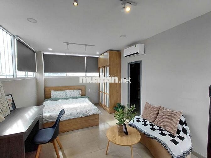 PHÒNG FULL NỘI THẤT CỬA SỔ LỚN GẦN CHỢ BÀ CHIỄU GIÁP Q1 PHÚ NHUẬN