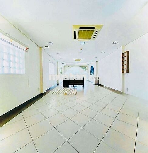 TÒA NHÀ VĂN PHÒNG 6 TẦNG CÓ HẦM – CALMETTE, Q.1 – CHỈ 70 TRIỆU