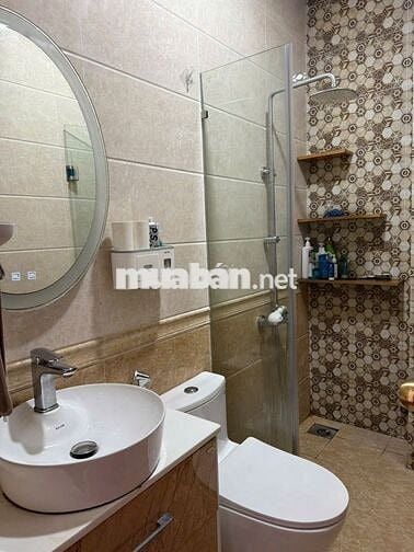 Mặt tiền đường nhánh khu Lê Văn Quới dt63m2 đúc 6 tầng 8pn,Q.Bình Tân