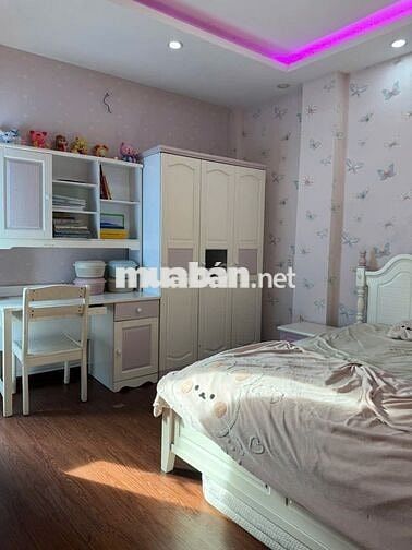 Mặt tiền đường nhánh khu Lê Văn Quới dt63m2 đúc 6 tầng 8pn,Q.Bình Tân