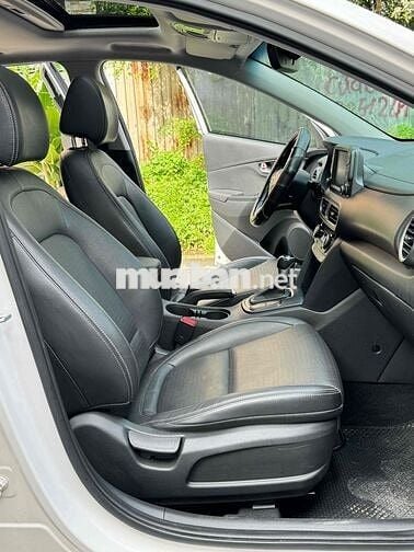 Hyundai Kona 1.6 Turbo 2019 còn mới quá