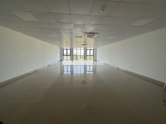 📞 Cho Thuê Nhà MT Hoàng Văn Thụ_7x20m, Hầm 4 Lầu Suốt, Thang Máy.