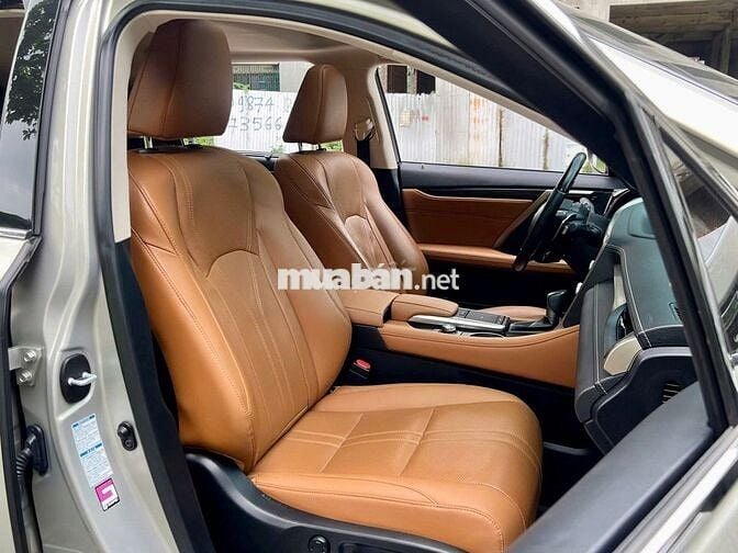 Lexus RX300 2018, giá hợp lý so với cây số ODO