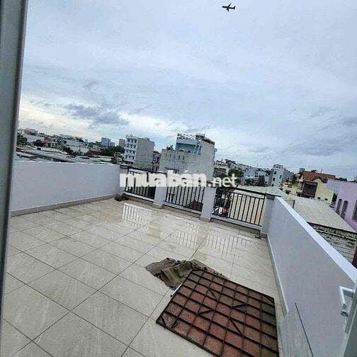 NHÀ MỚI 4 TẦNG LINH ĐÔNG– HẺM Ô TÔ- SÁT PHẠM VĂN ĐỒNG- 4PN- GIÁ 6,7 TY