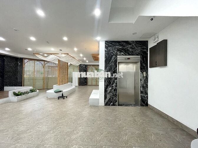 CHO THUÊ NHÀ VỪA Ở VỪA KINH DOANH 2 MẶT TIỀN 4 TẦNG Ở KĐT HÀ QUANG 2