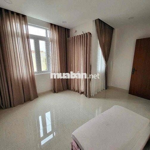 NHÀ MỚI 4 TẦNG LINH ĐÔNG– HẺM Ô TÔ- SÁT PHẠM VĂN ĐỒNG- 4PN- GIÁ 6,7 TY