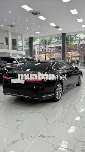 Bán Lexus LS500h sản xuất 2025 siêu lướt 600 Km.