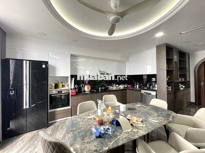 CHO THUÊ NHÀ VỪA Ở VỪA KINH DOANH 2 MẶT TIỀN 4 TẦNG Ở KĐT HÀ QUANG 2