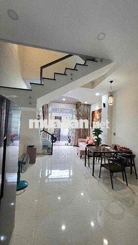 NHÀ MỚI 4 TẦNG LINH ĐÔNG– HẺM Ô TÔ- SÁT PHẠM VĂN ĐỒNG- 4PN- GIÁ 6,7 TY