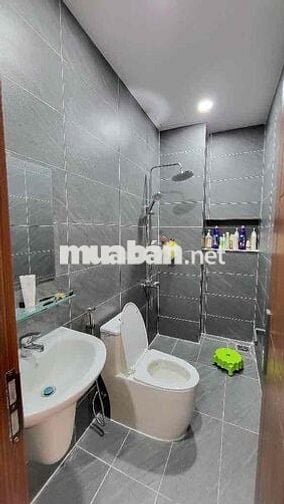 NHÀ MỚI 4 TẦNG LINH ĐÔNG– HẺM Ô TÔ- SÁT PHẠM VĂN ĐỒNG- 4PN- GIÁ 6,7 TY