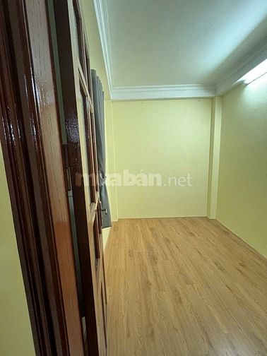 Bán nhà 5 tầng, phố Xã Đàn -Đê La Thành, P.Văn Miếu Quốc Tử Giám