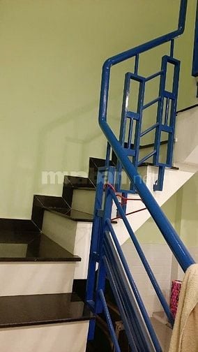 Cần bán nhà hẻm ôtô đường Tám Danh F4Q8 đt: 3,7m x 13,5m, 1 lầu