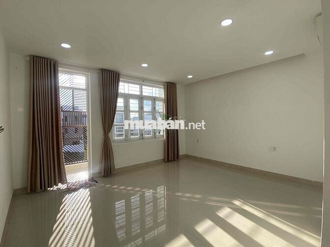 NHÀ 5 TẦNG VỪA Ở VÀ KINH DOANH THÍCH QUẢNG ĐỨC