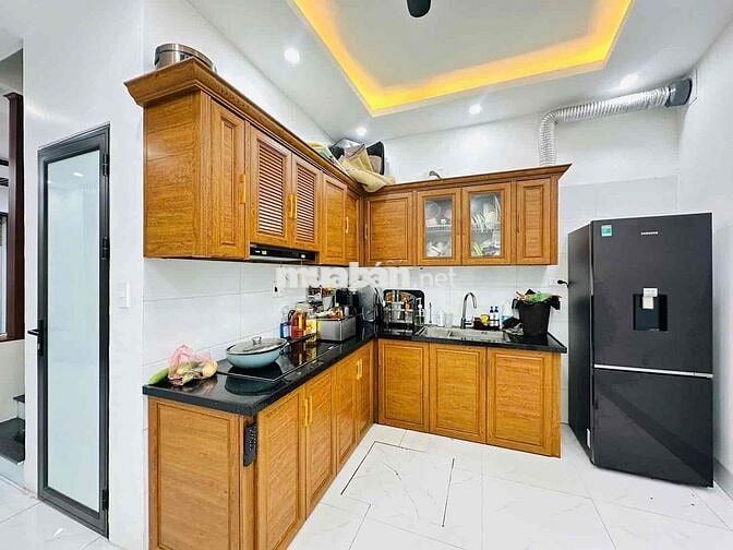 CC bán nhà Tây Mỗ, Ngõ ô tô, dân xây chắc chắn, full nội thất, gần Vin