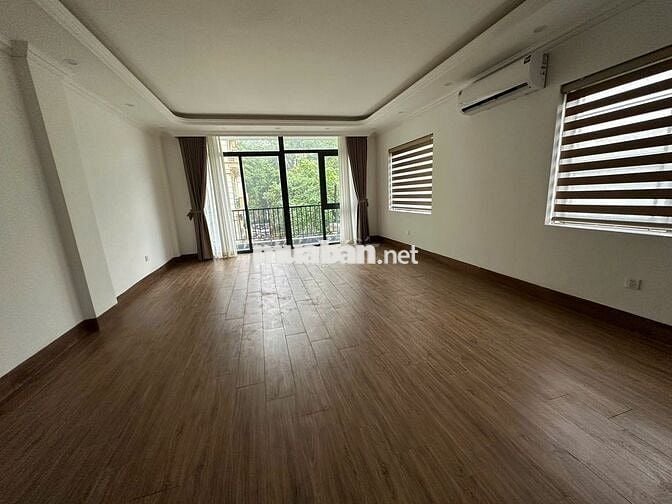 Cho thuê văn phòng KĐT Định Công, nhà mới thoáng, hoàn thiện cực đẹp