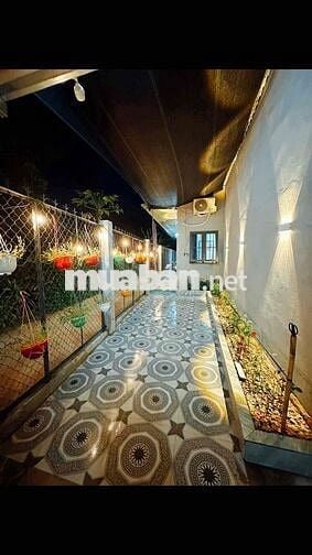 Bán gấp nhà thổ cư, tặng hết nội thất, đường dal xe 1,5tấn