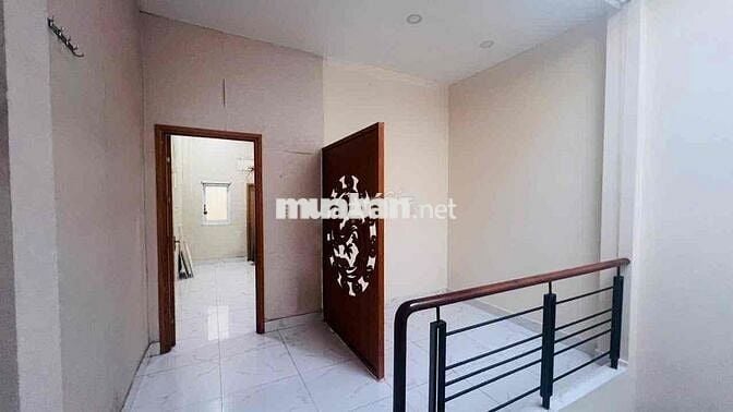 Nhà nguyên căn 2pn siêu đẹp ngay gần nhà thờ Nam Hải