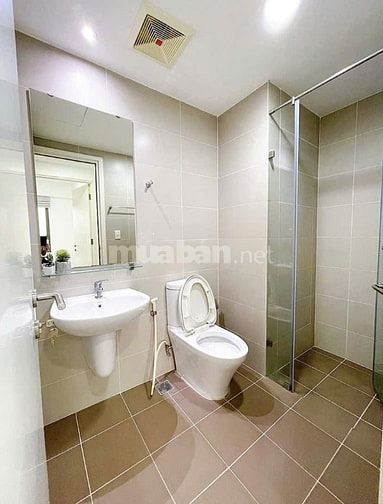Căn Góc View Hồ Bơi Lung Linh - 2PN (56M2 ), SHR, Dọn Ở Ngay, Bank 75%