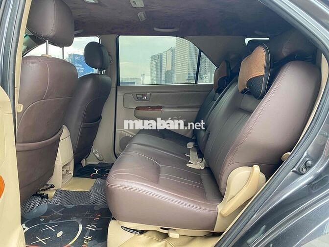 Toyota Fortuner 2009 2.7V 4x4 - 125000 km