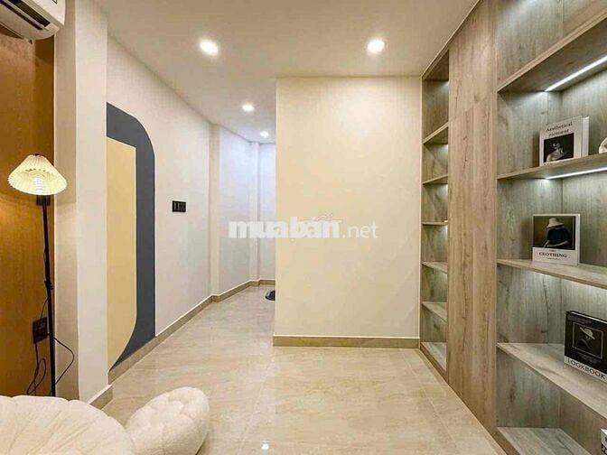 Hẽm xe hơi Đường Nguyễn Ảnh Thủ Quận 12 68m2 5ty2 3 lầu 4PN 5WC.