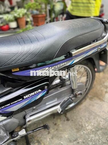 Dream lùn Thái 1994, biển TP giấy tờ đầy đủ.