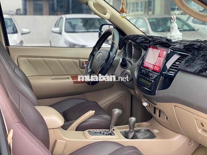 Toyota Fortuner 2009 2.7V 4x4 - 125000 km