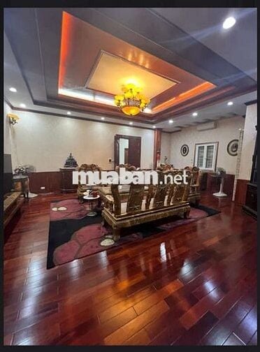 Tôi cần bán nhà 7tầng thang máy full nộithất mặt ngõ Huỳnh Thúc kháng