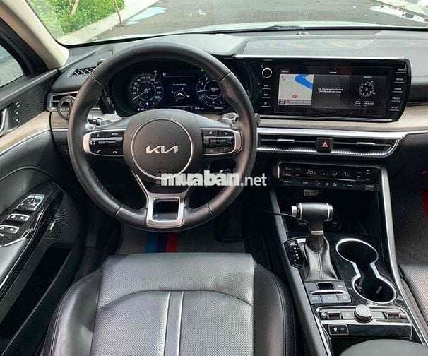 KIA K5 Premium 2022 giá hợp lý hỗ trợ góp