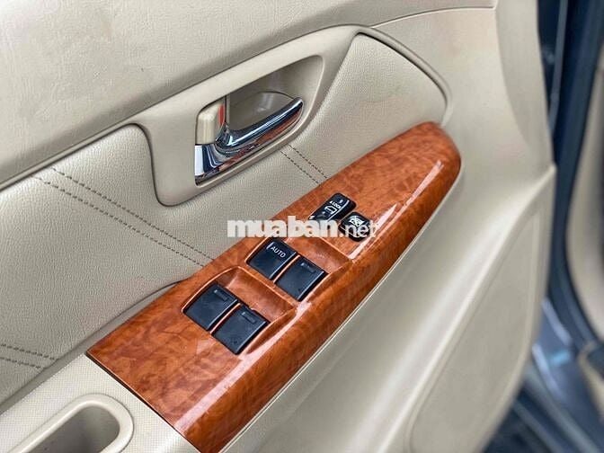 Toyota Fortuner 2009 2.7V 4x4 - 125000 km